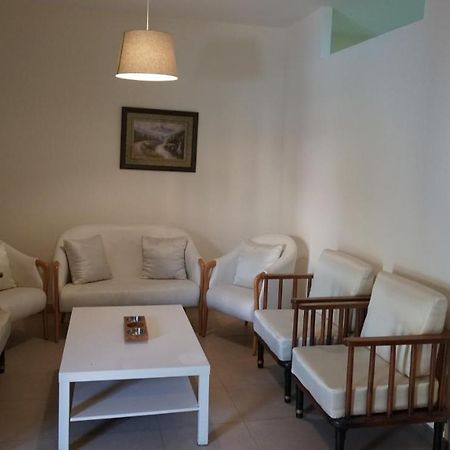 Ground Floor Apartment By Circular Pool In Talabay 아카바 외부 사진