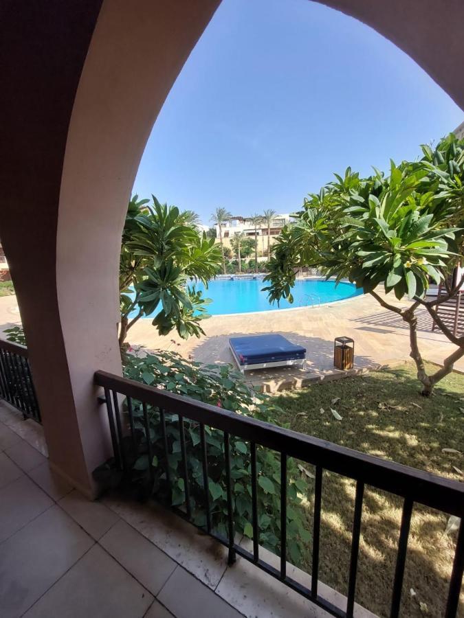 Ground Floor Apartment By Circular Pool In Talabay 아카바 외부 사진