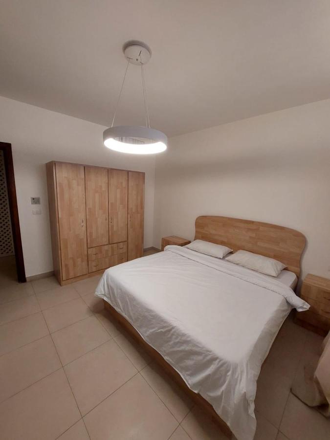 Ground Floor Apartment By Circular Pool In Talabay 아카바 외부 사진