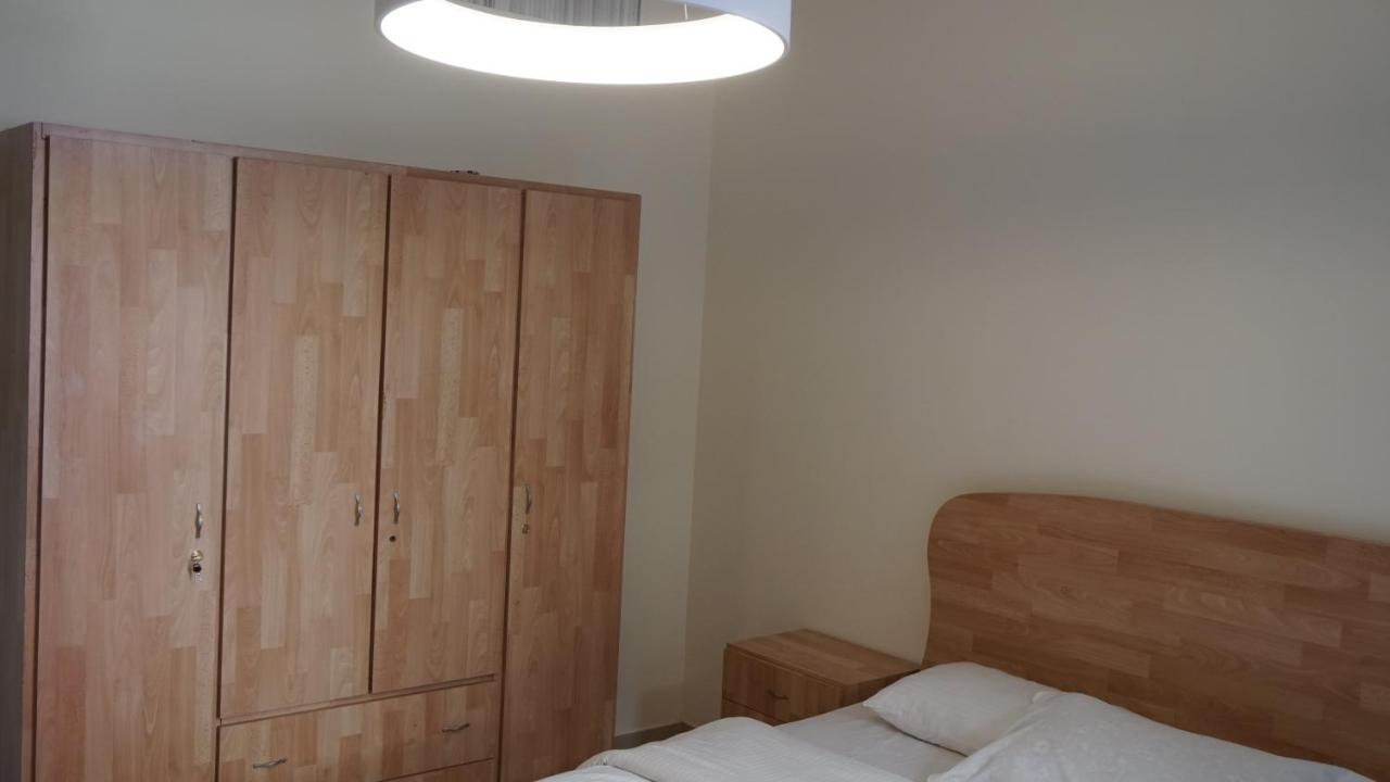 Ground Floor Apartment By Circular Pool In Talabay 아카바 외부 사진