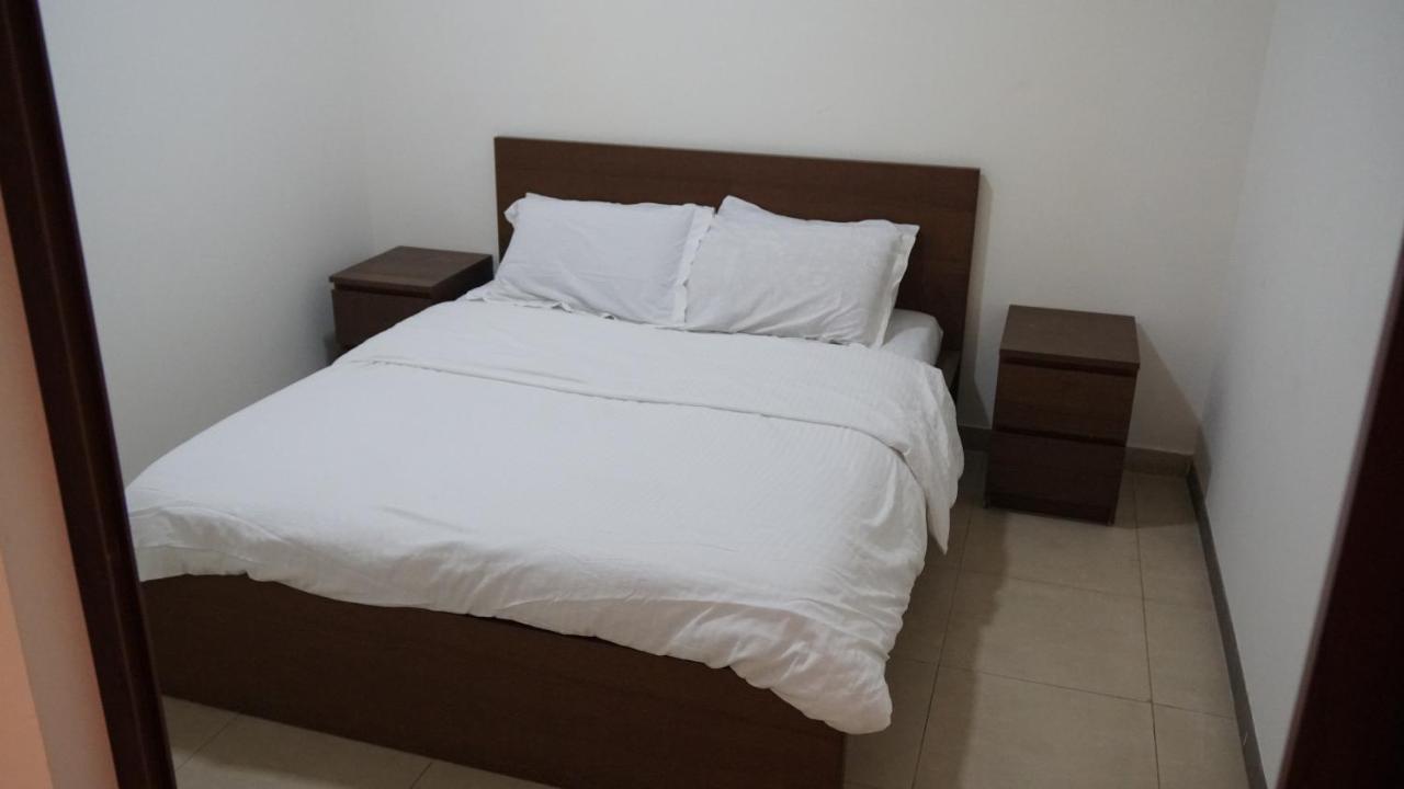 Ground Floor Apartment By Circular Pool In Talabay 아카바 외부 사진