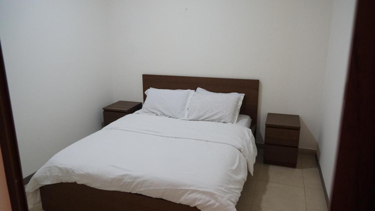 Ground Floor Apartment By Circular Pool In Talabay 아카바 외부 사진